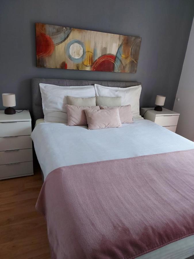 Apartman Larisa Apartment Kampor Bagian luar foto